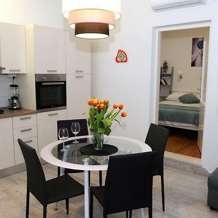 Apartman 3M With Free Parking Spalato Esterno foto