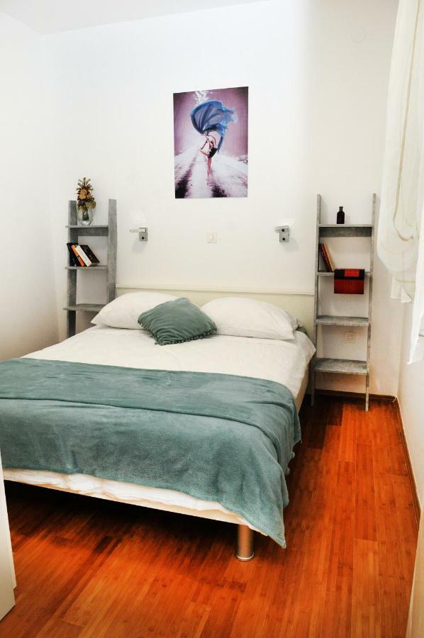 Apartman 3M With Free Parking Spalato Esterno foto